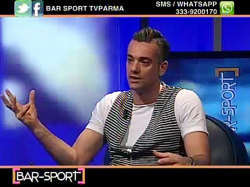 Paolo Amir Tabloni torna a bar sport